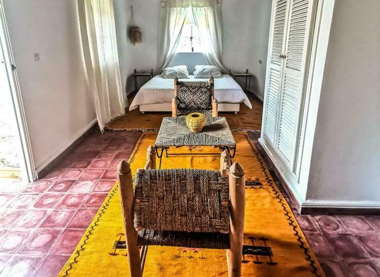 민박 Out Of Medina