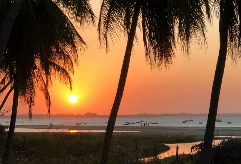 פנסיון Bella Spiaggia Suítes