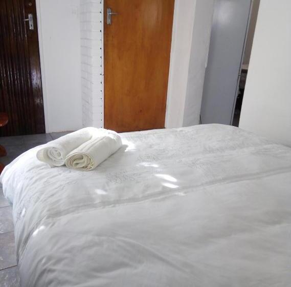 بنسيون Spacious 1bed + Braai 13km To Paternoster Beach