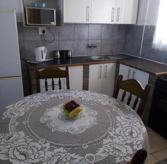 بنسيون Spacious 1bed + Braai 13km To Paternoster Beach