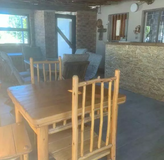 ベッドアンドブレックファースト Cycad Stay