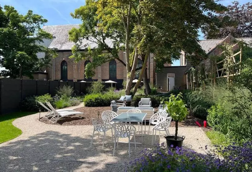 Aamiaismajoitus (B&B) Eglizen