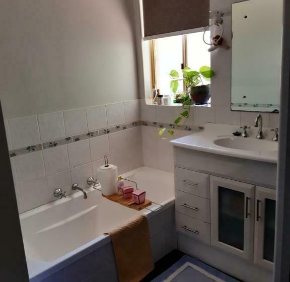 Mundaring Bed And Breakfast