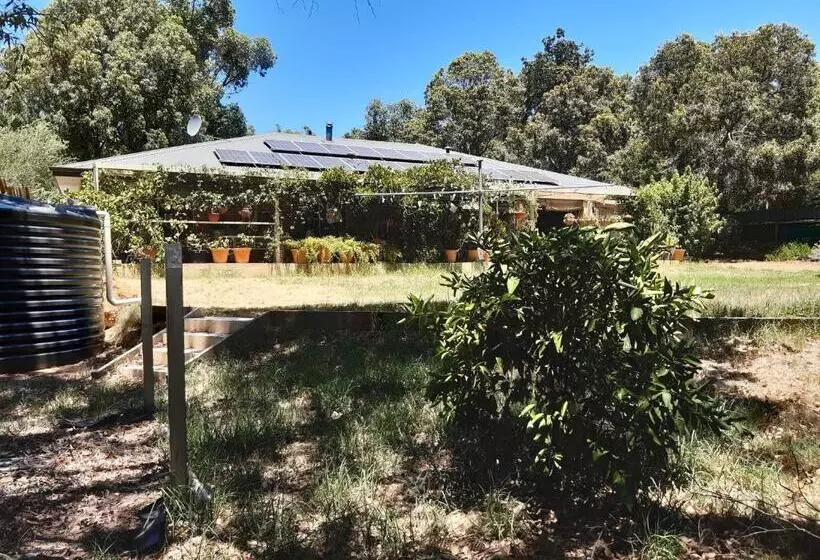 Mundaring Bed And Breakfast