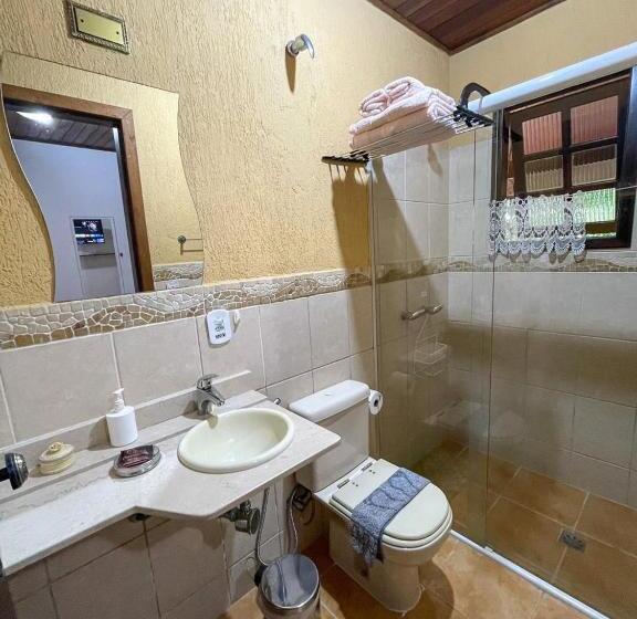 پانسیون Suítes Guaratuba