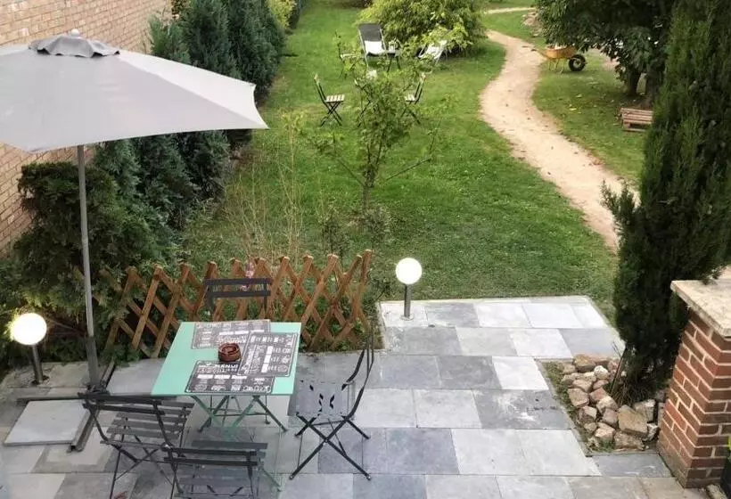 ベッドアンドブレックファースト Au Domaine Fresnois