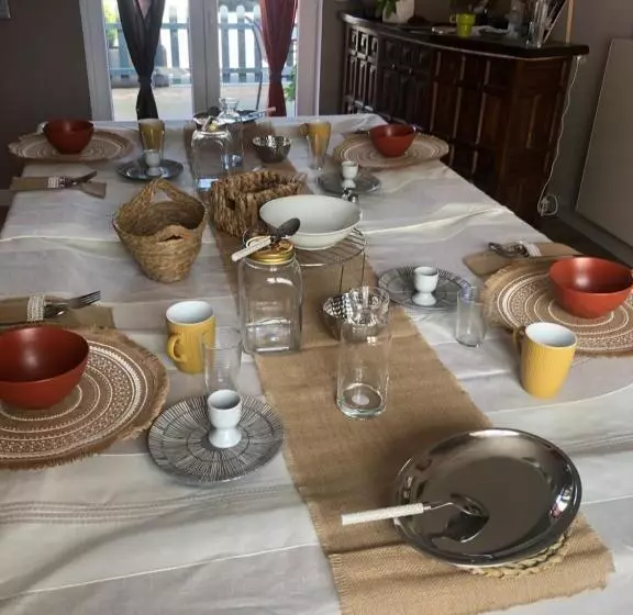 ベッドアンドブレックファースト Au Domaine Fresnois