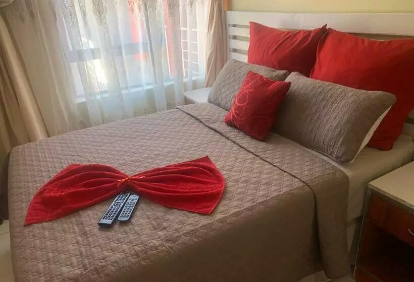 ベッドアンドブレックファースト Ekaya Palace Guest House