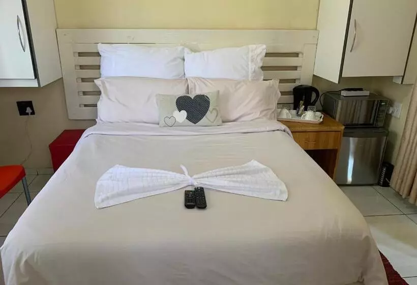 ベッドアンドブレックファースト Ekaya Palace Guest House