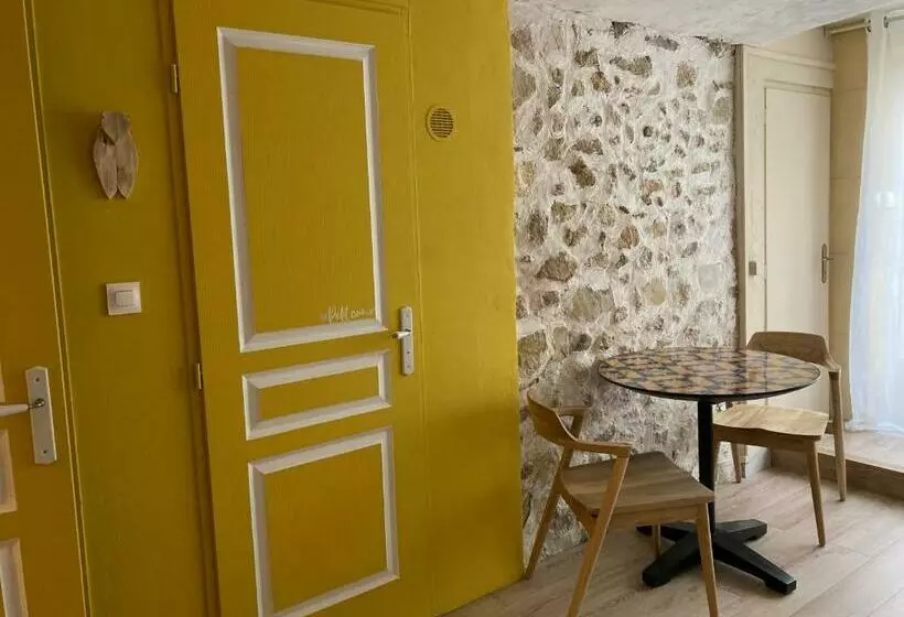 Aamiaismajoitus (B&B) L Atelier De Marie