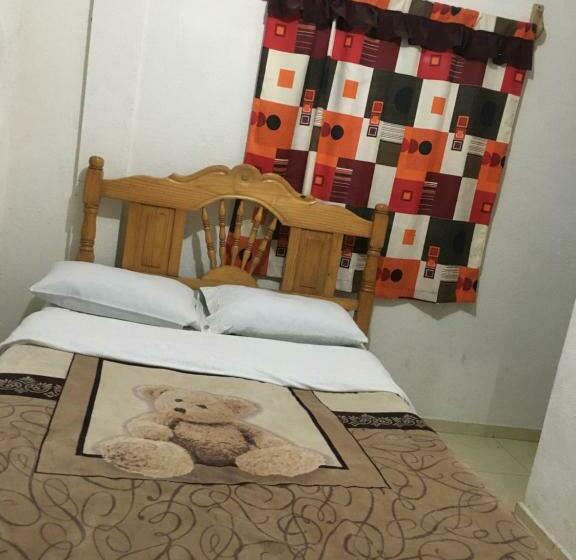 ホテル La Central