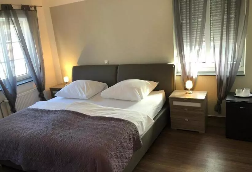 Hotelli Restaurant Dalmacija