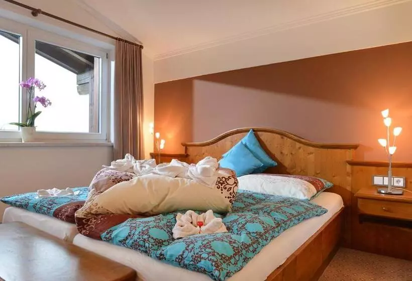 Majatalo Café Restaurant Bettina