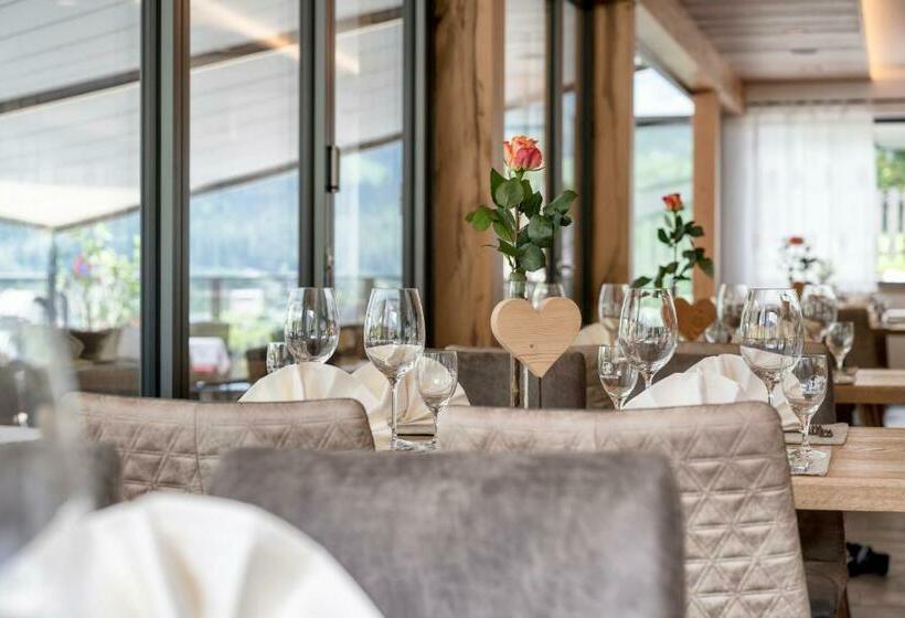 Пансион Café Restaurant Bettina