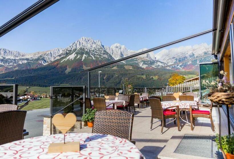 Пансион Café Restaurant Bettina