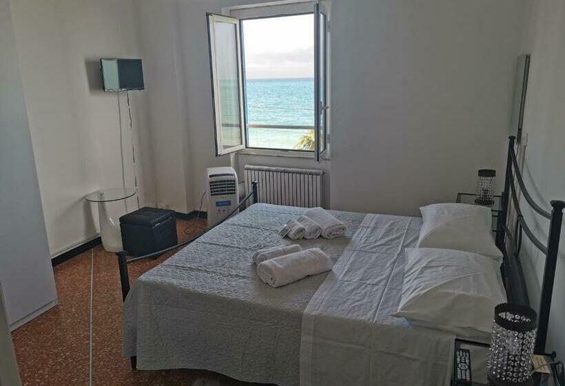 بنسيون Eco Del Mare