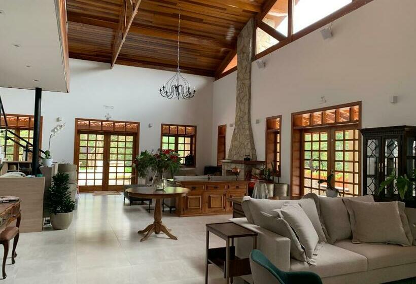 膳宿费 Pousada Gardenian