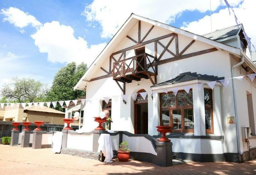 بنسيون The Oak Potch Guesthouse