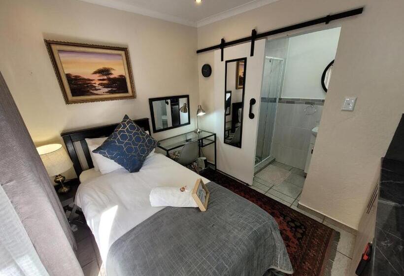 بنسيون The Oak Potch Guesthouse