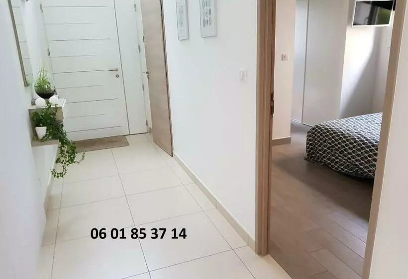 Aamiaismajoitus (B&B) Chambre D Hôtes Du Muguet Avec Sdb Privative