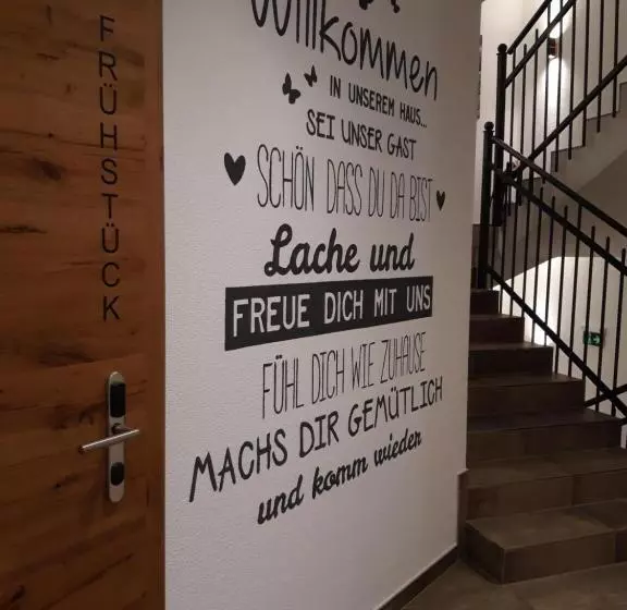 ベッドアンドブレックファースト Haus Küchelspitz