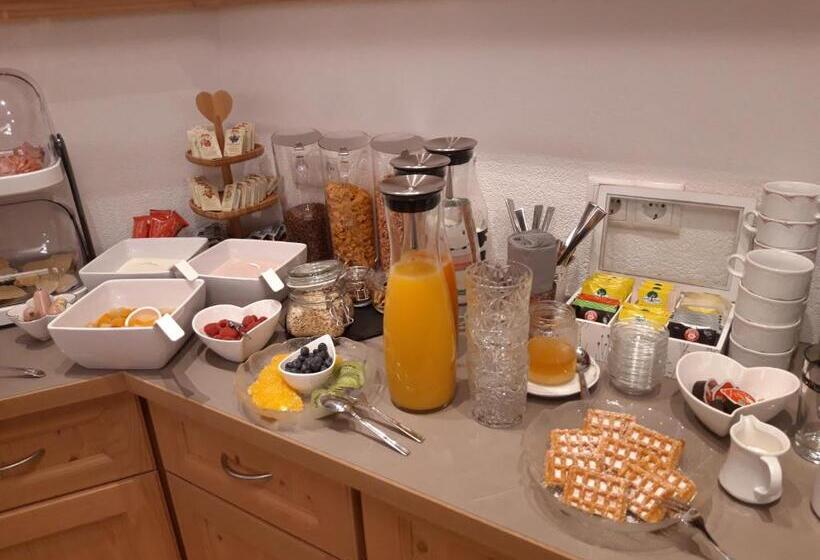 تختخواب و صبحانه Haus Küchelspitz