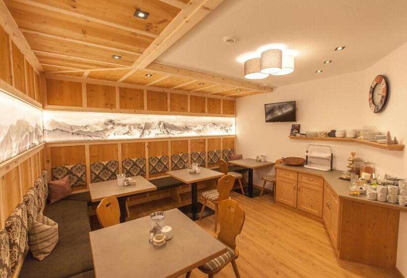 تختخواب و صبحانه Haus Küchelspitz