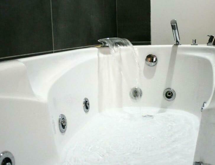 ベッドアンドブレックファースト Le Caravelle