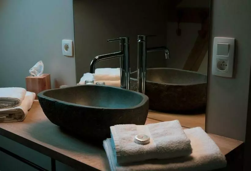 تختخواب و صبحانه Un Air De Bourlingueurs