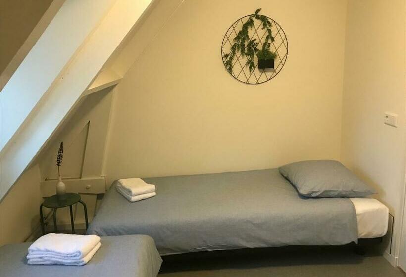 Kleinschalig Hostel In Deventer, Hartje Stad, Aan De Ijssel