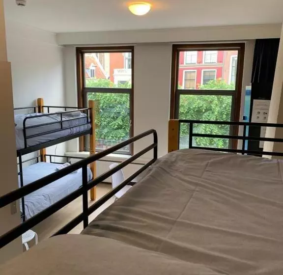 Kleinschalig Hostel In Deventer, Hartje Stad, Aan De Ijssel