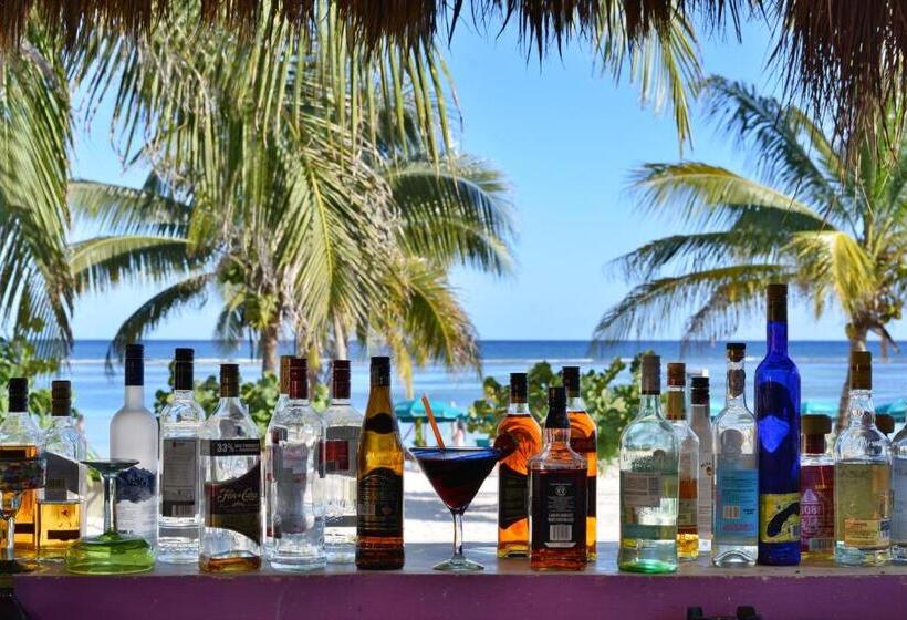 فندق Nacional Beach Club & Bungalows