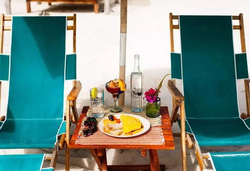 Hotelli Nacional Beach Club & Bungalows