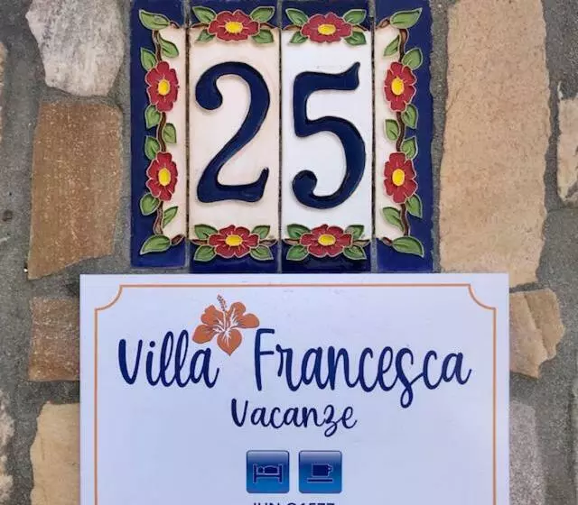 پانسیون Villa Francesca
