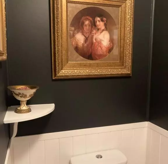 Majatalo Burradoo Studio