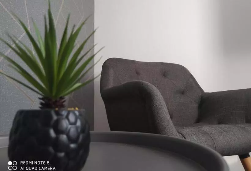 ペンション Huellas Albergue Turístico