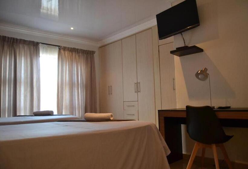 بنسيون Hush Guest House