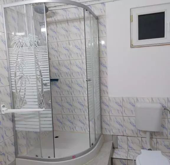 پانسیون Lotus