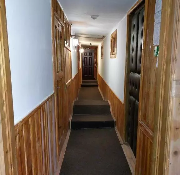 پانسیون Lotus