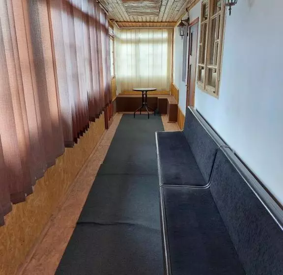 پانسیون Lotus