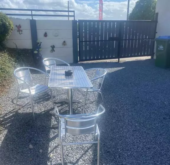 Majatalo Racecourse View