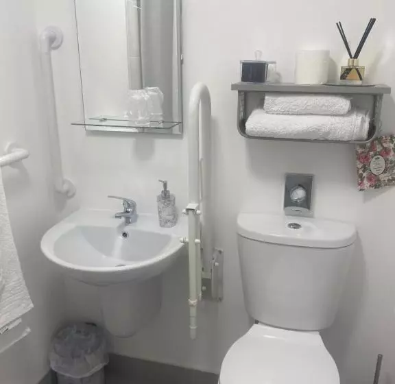 Majatalo Racecourse View