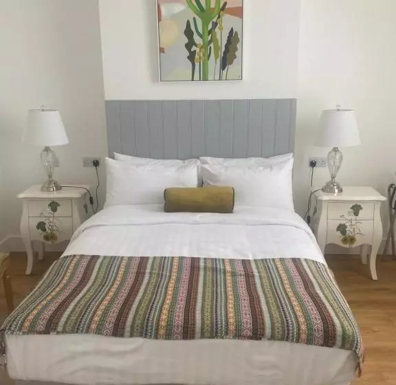 Majatalo Racecourse View