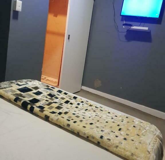 بنسيون Salama Lodge