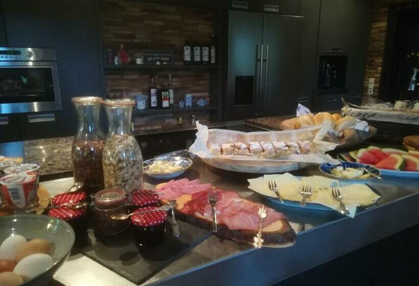 Familienpension Obere Juchhe, Ferienwohnung Und Zimmer