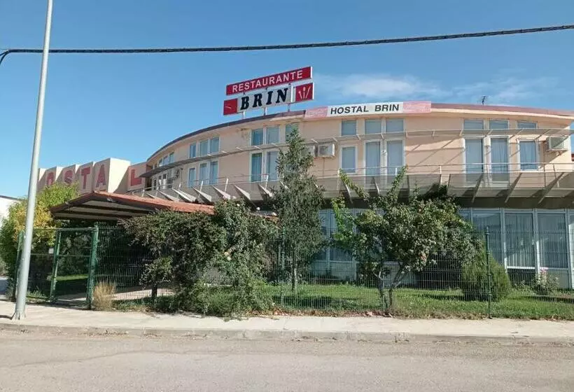 Hotelli Hostal Brin