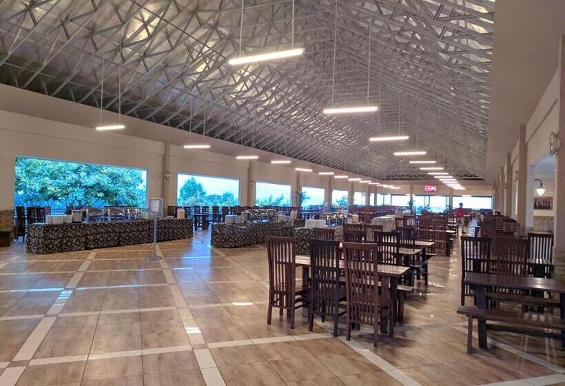 Szálloda Taman Bukit Palem Resort