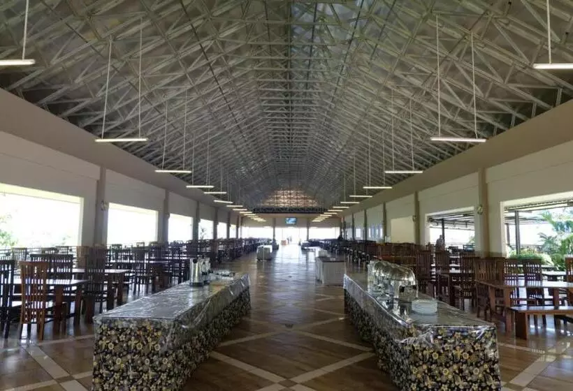 Hotelli Taman Bukit Palem Resort