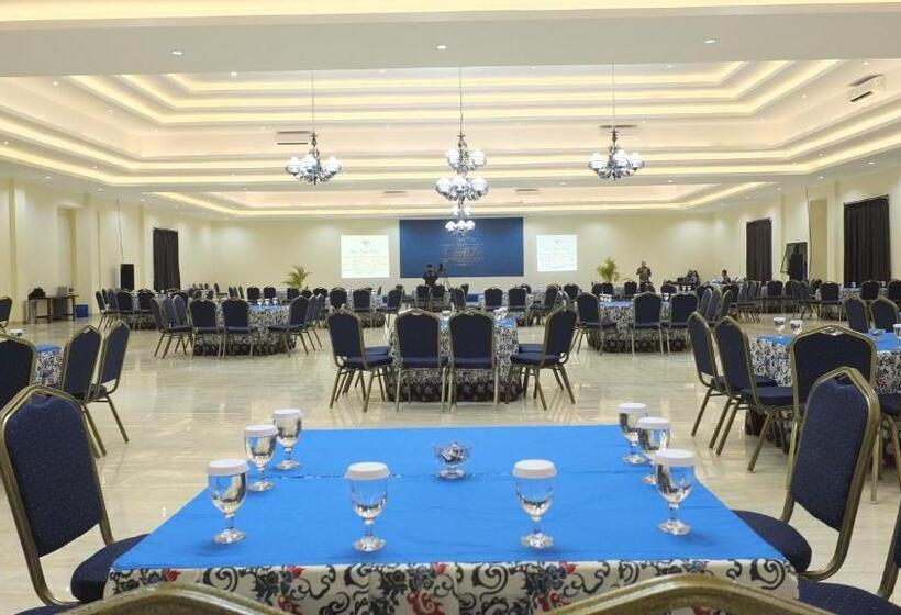 Szálloda Taman Bukit Palem Resort