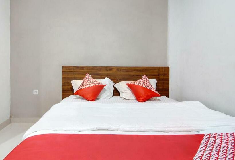 ホテル Wisma Cemara  Pekanbaru